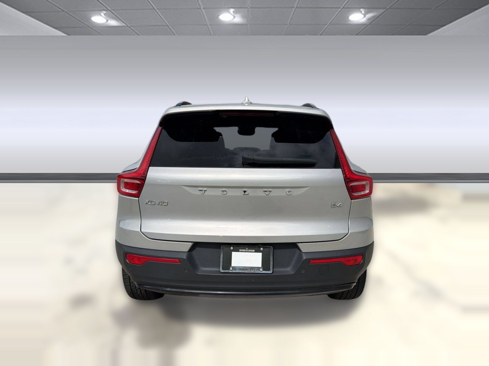 Certified 2023 Volvo XC40 B4 Plus w/ Protection Package Premier FWD image 10