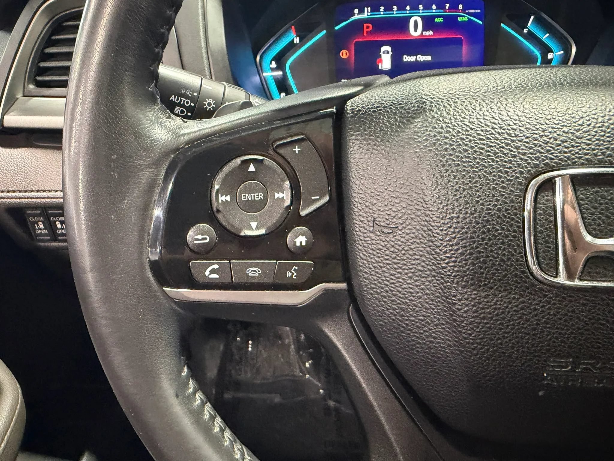Used 2018 Honda Odyssey EX-L image 15