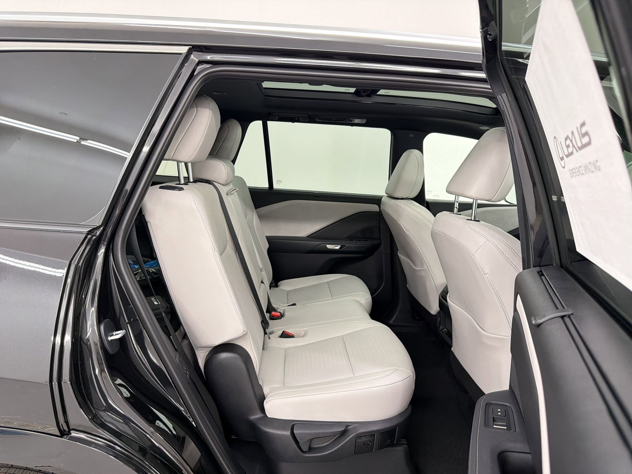 New 2026 Lexus TX 350 AWD image 27