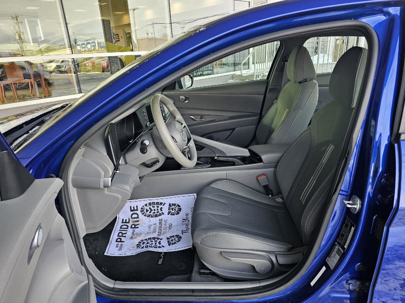 Used 2021 Hyundai Elantra SEL image 19