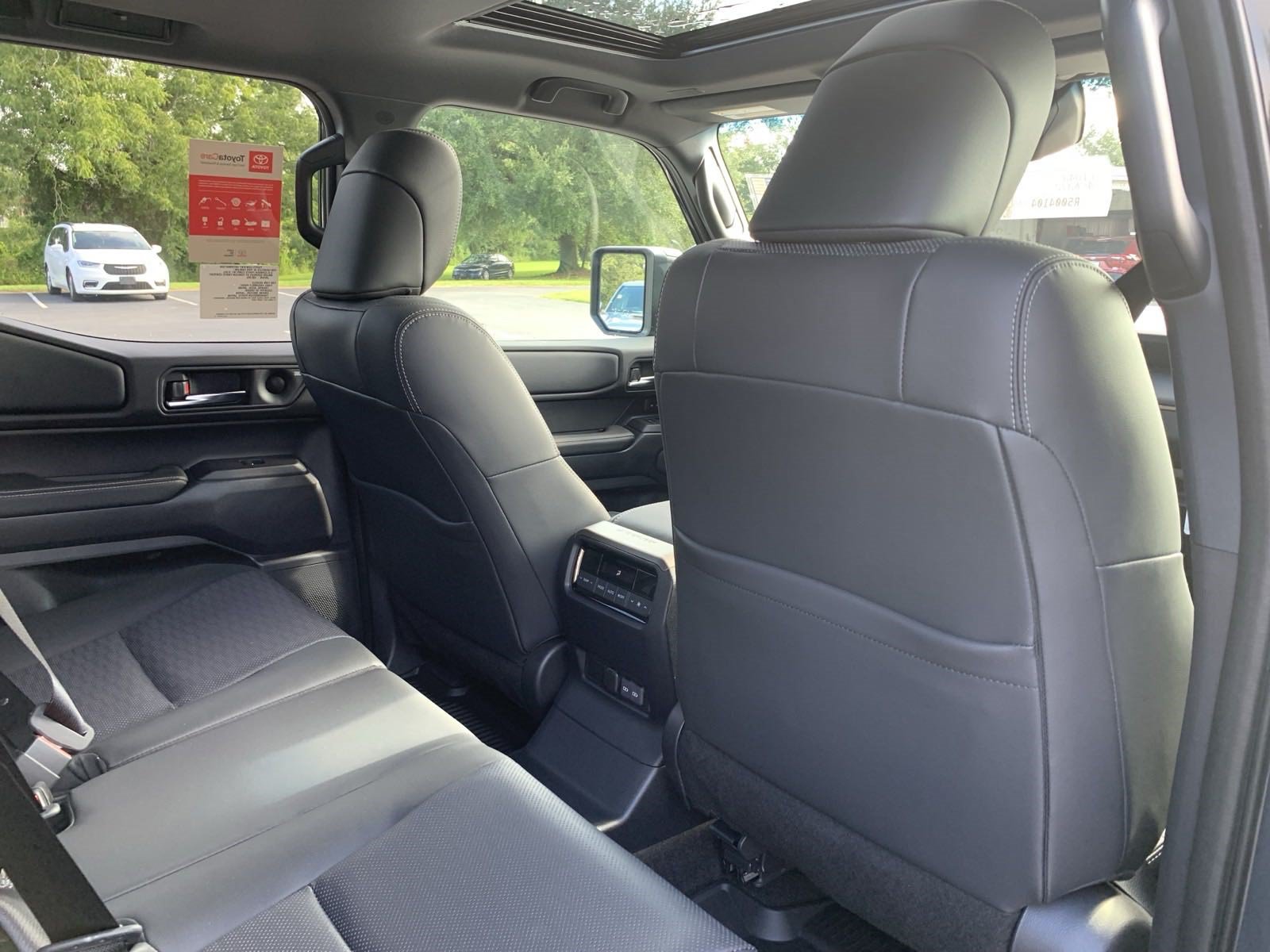 New 2024 Toyota Land Cruiser w/ Premium Package AWD/4WD image 29