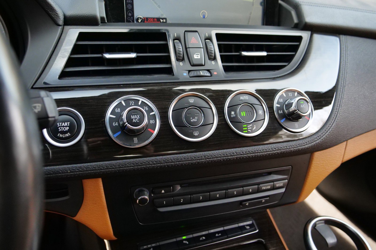 Used 2015 BMW Z4 sDrive35is image 13