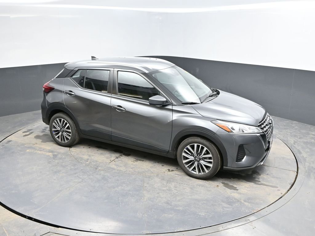 Used 2024 Nissan Kicks SV image 18