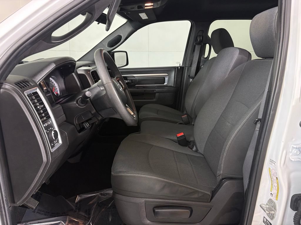 Used 2024 RAM 1500 Warlock AWD/4WD image 18
