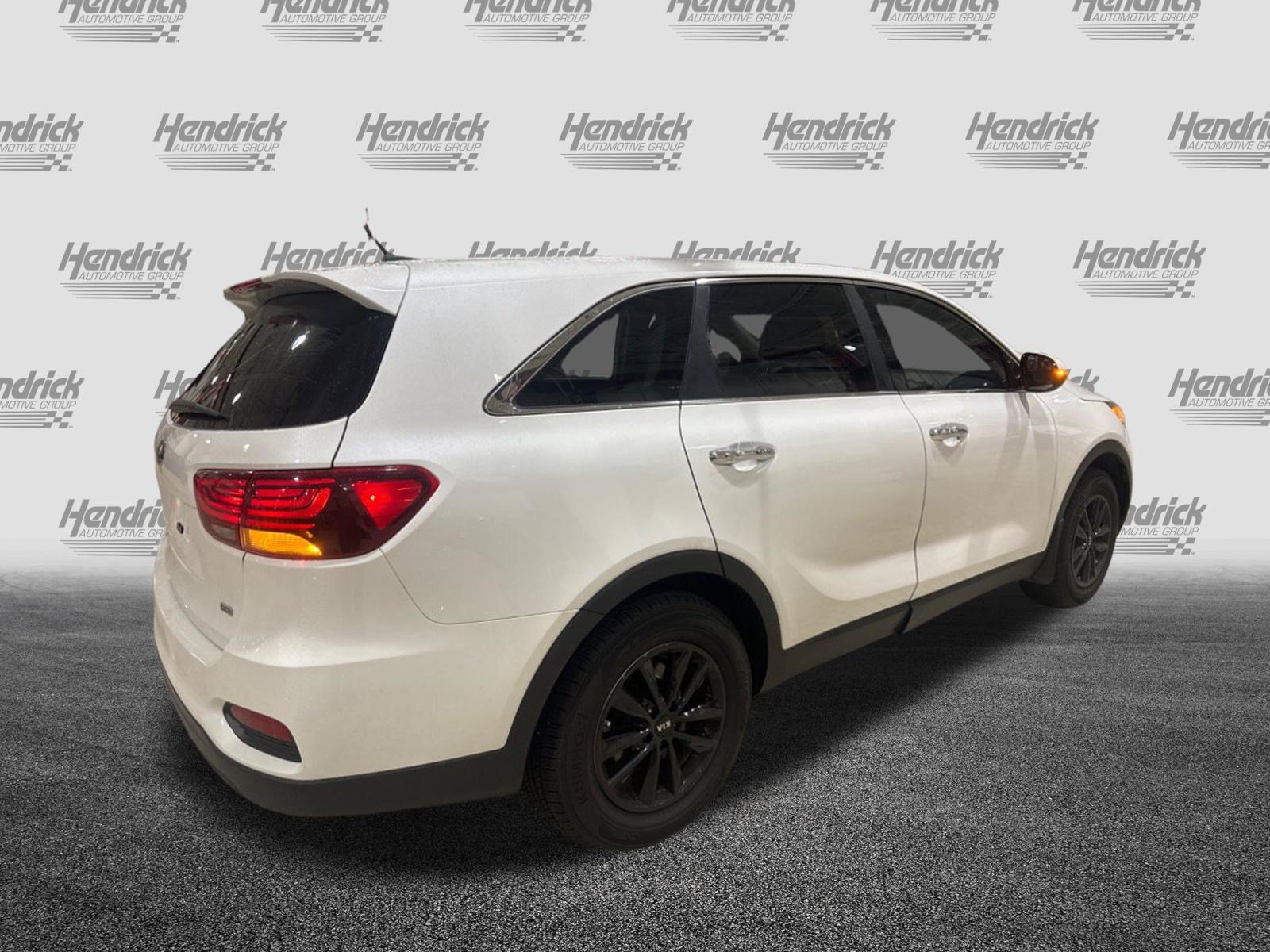 Used 2020 Kia Sorento LX FWD image 10