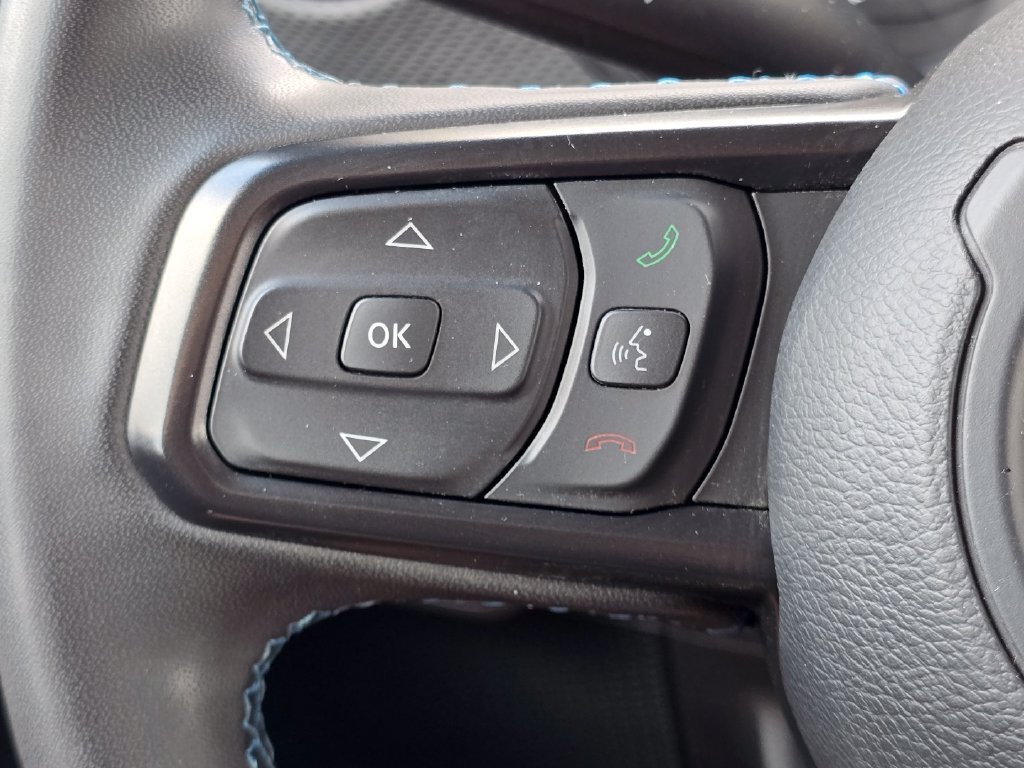 Used 2024 Jeep Wrangler Unlimited Rubicon 4xe AWD/4WD image 14