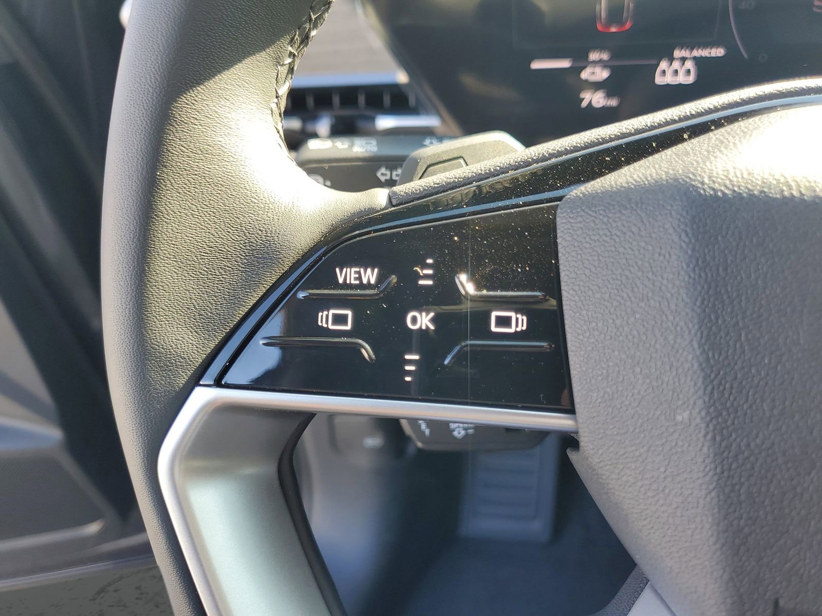 New 2025 Audi Q6 e-tron Premium image 24