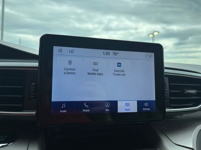 Used 2023 Ford Explorer XLT w/ Equipment Group 202A AWD/4WD image 19