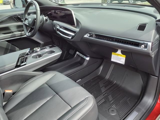 New 2025 Cadillac Lyriq Luxury image 23