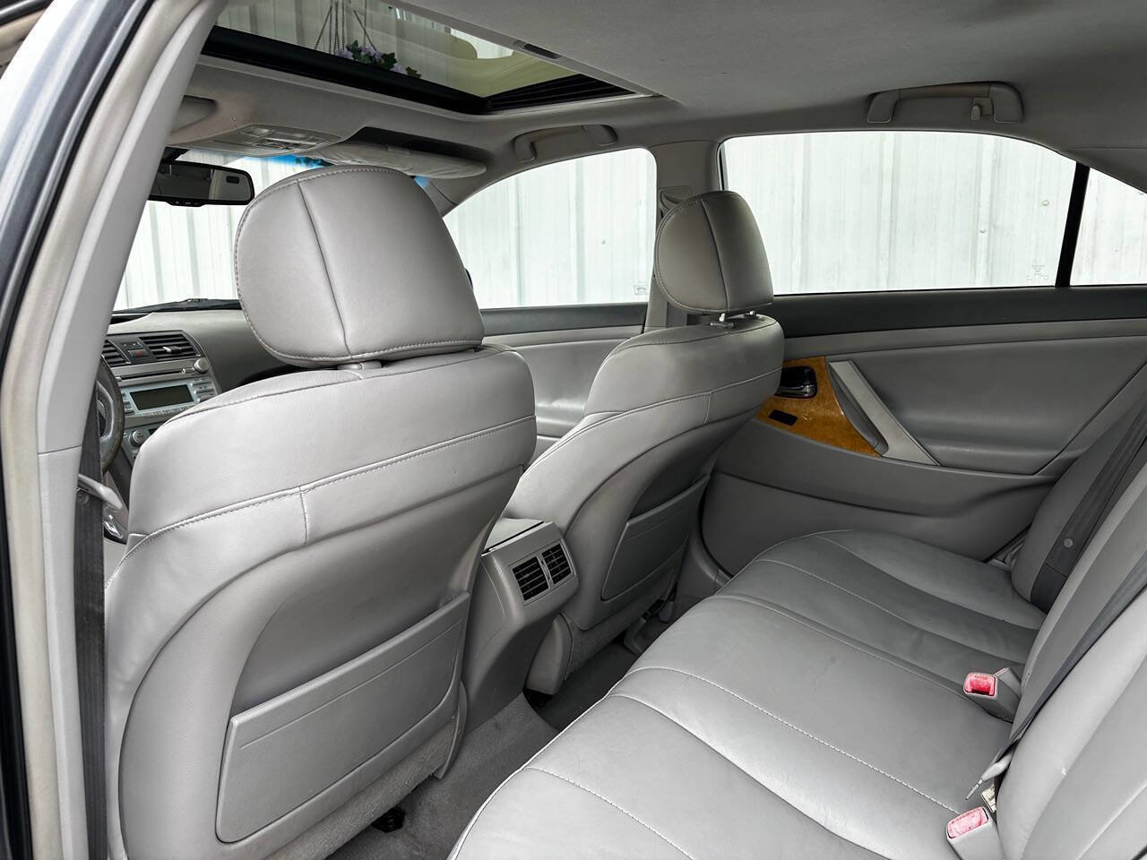 Used 2007 Toyota Camry XLE FWD image 37