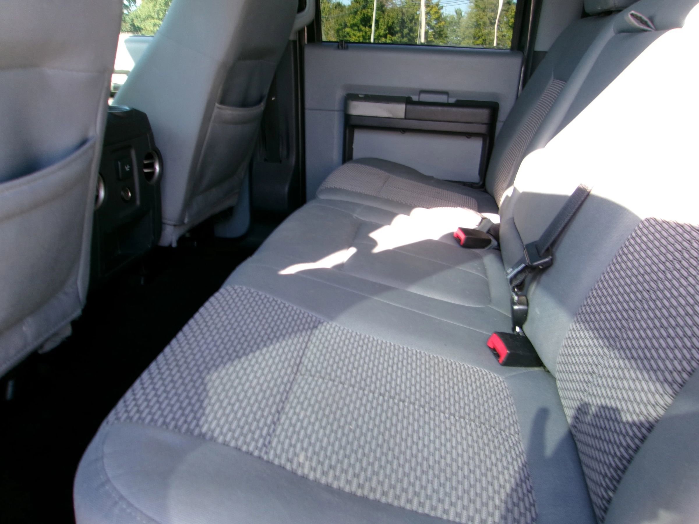 Used 2016 Ford F250 XLT w/ Advanced Security Group image 7