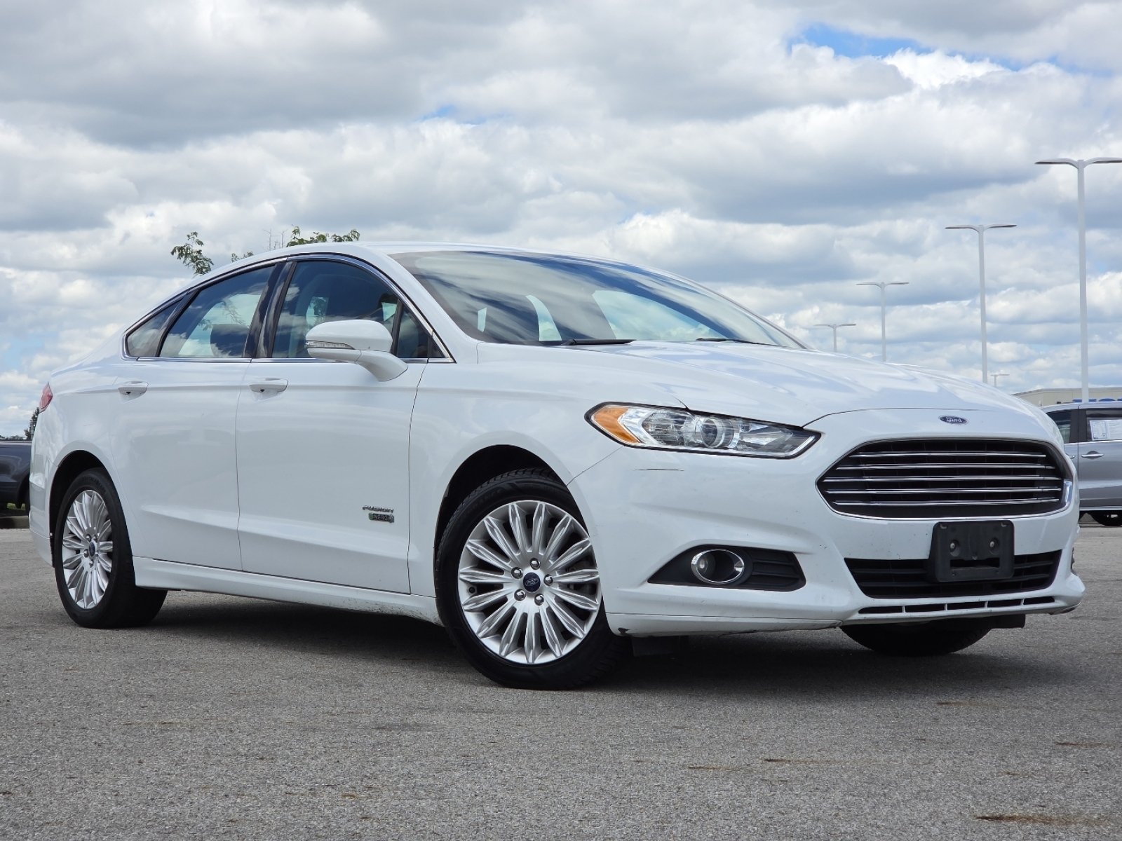 Used 2013 Ford Fusion Energi SE FWD image 2