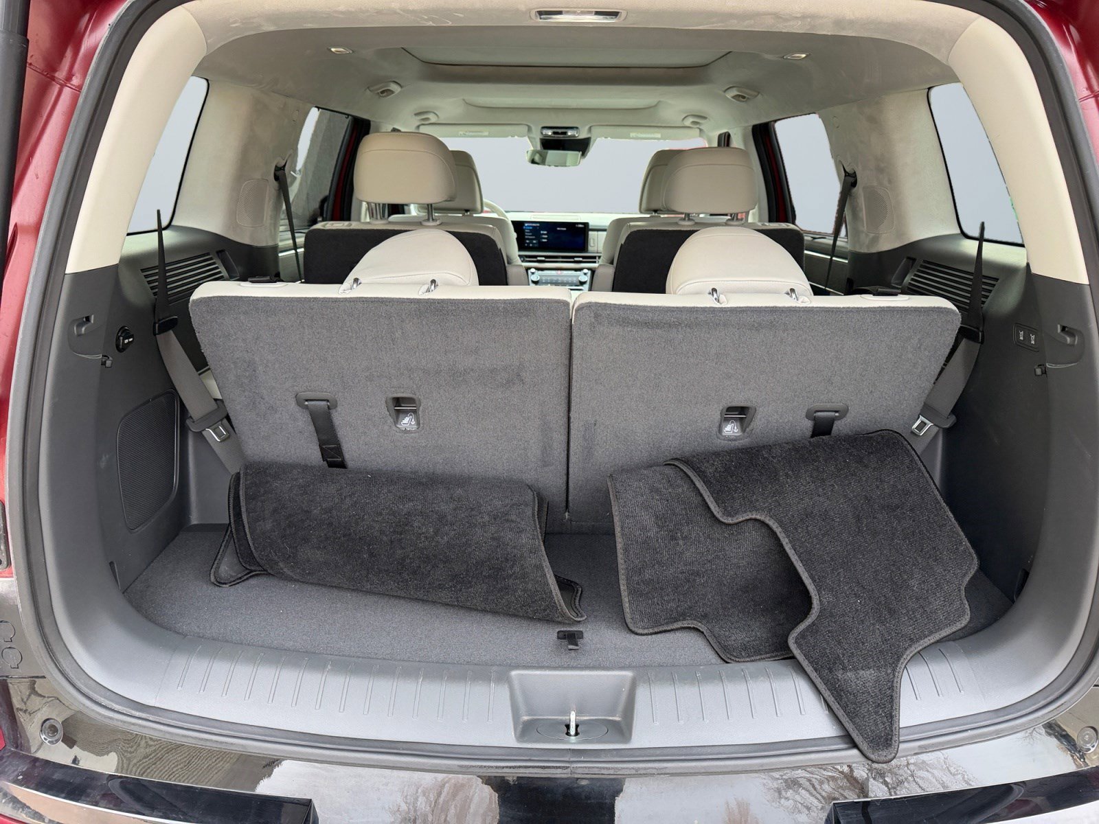 Used 2024 Hyundai Santa Fe Calligraphy image 16