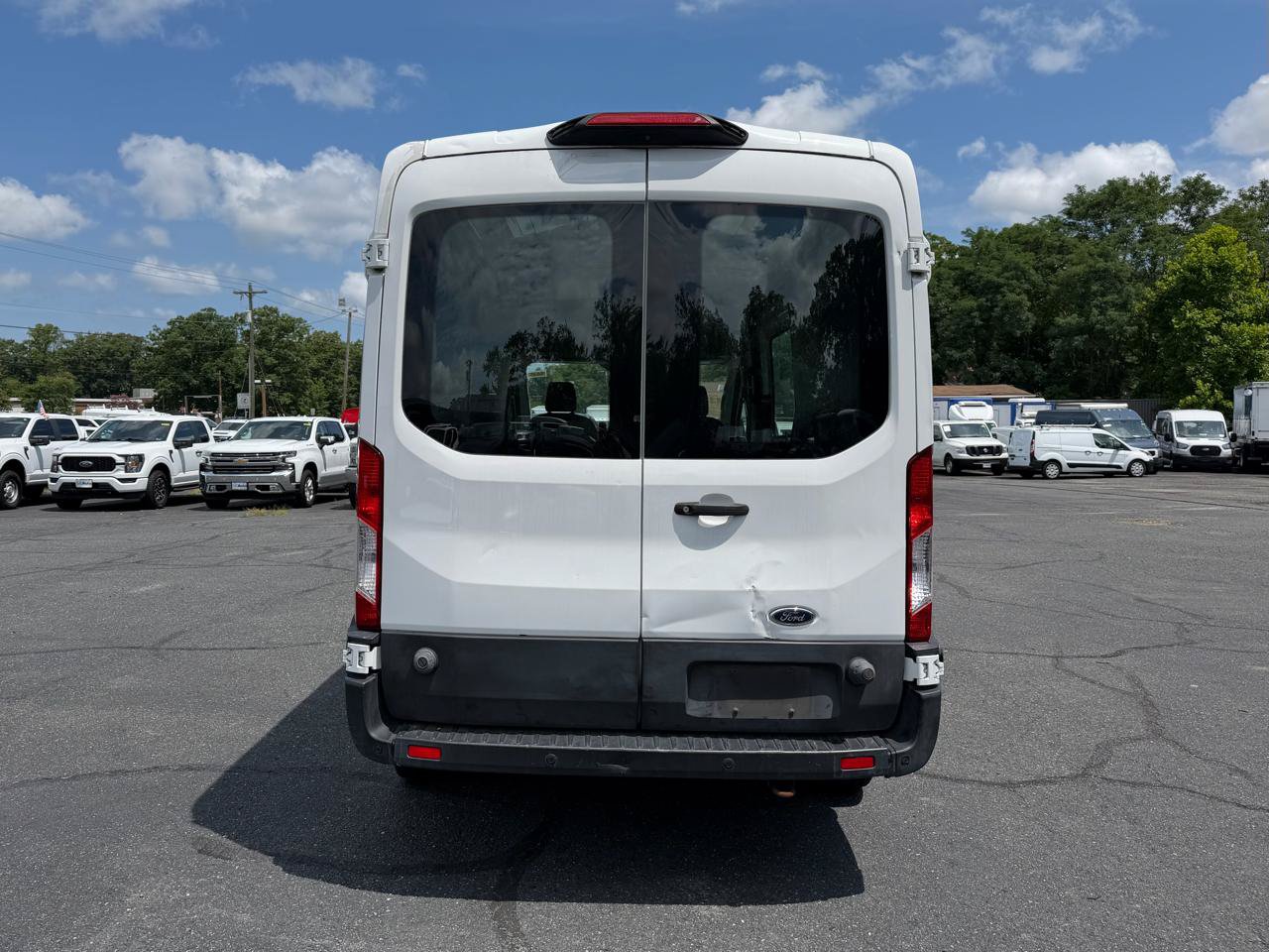 Used 2019 Ford Transit 250 148 Medium Roof RWD image 7