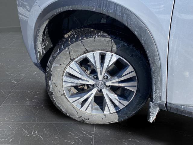 Used 2023 Nissan Rogue SV image 28