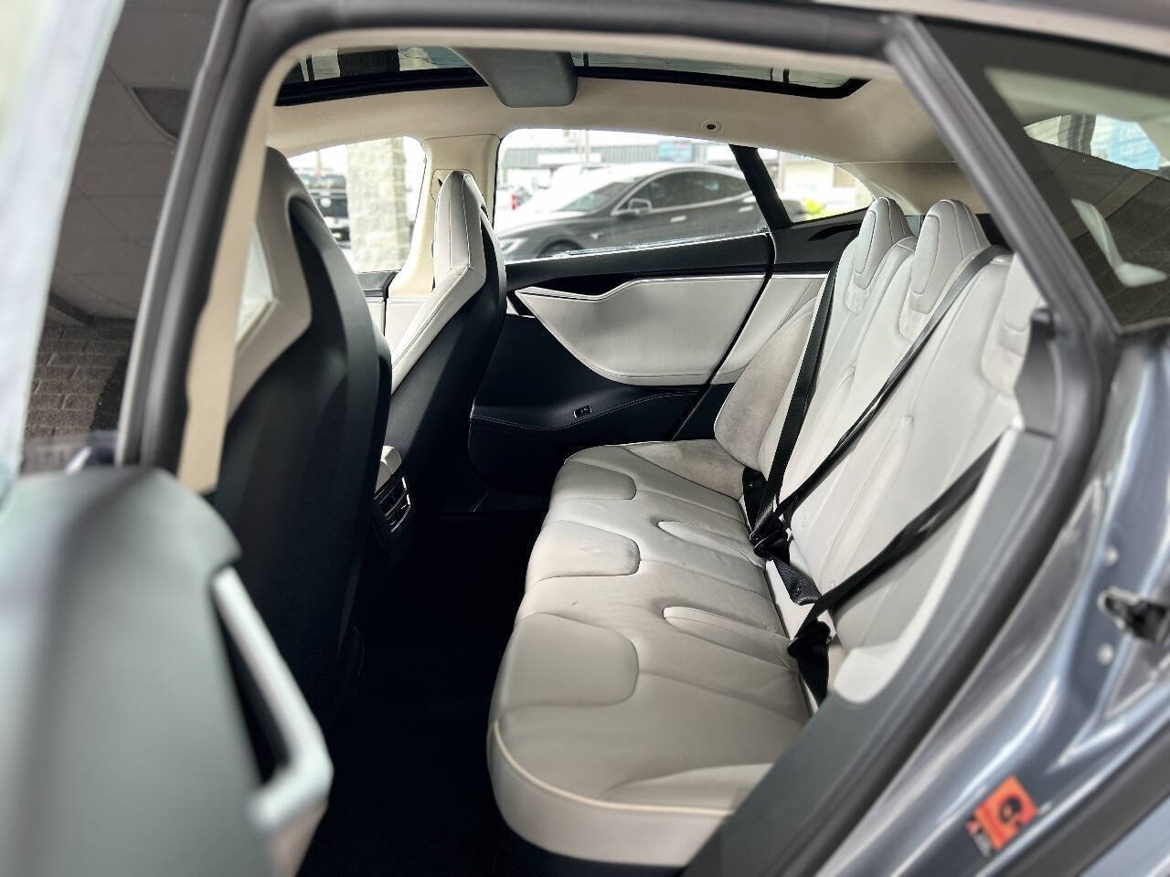Used 2014 Tesla Model S 85 RWD image 44