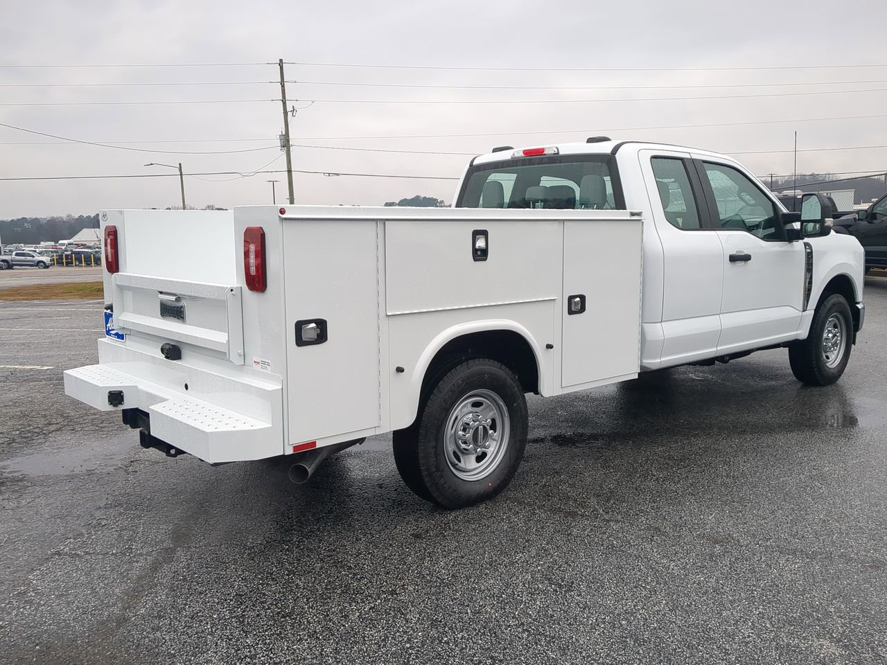 New 2026 Ford F250 XL w/ XL Chrome Package image 3