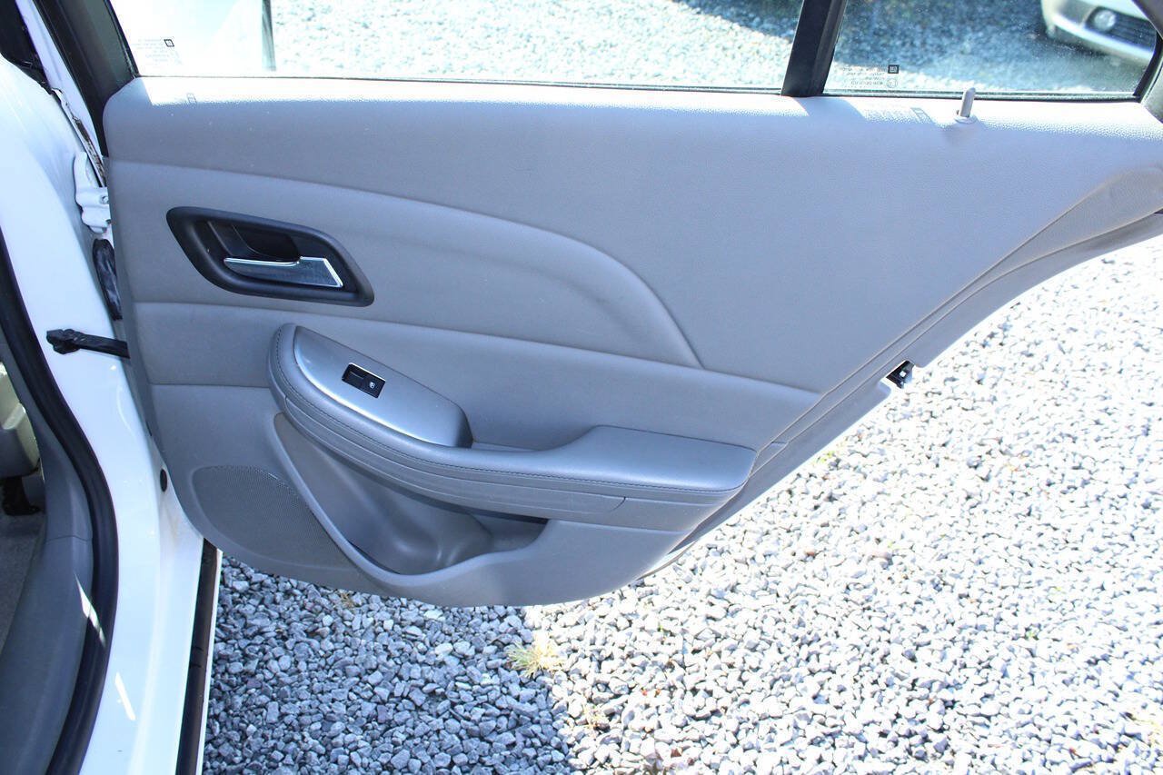 Used 2014 Chevrolet Malibu LS w/ Protection Package FWD image 22