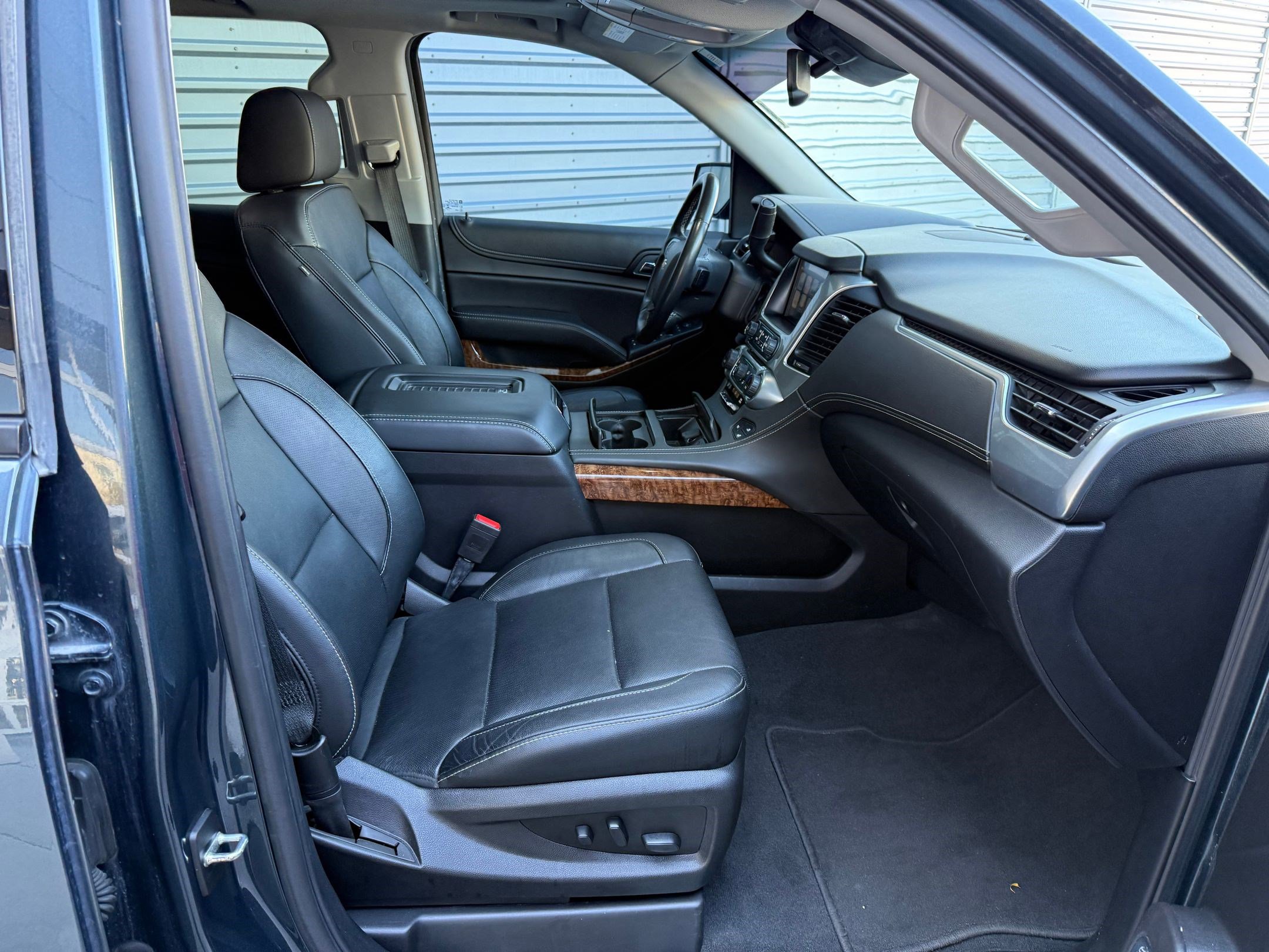 Used 2020 Chevrolet Tahoe Premier w/ 6.2L Performance Package image 34