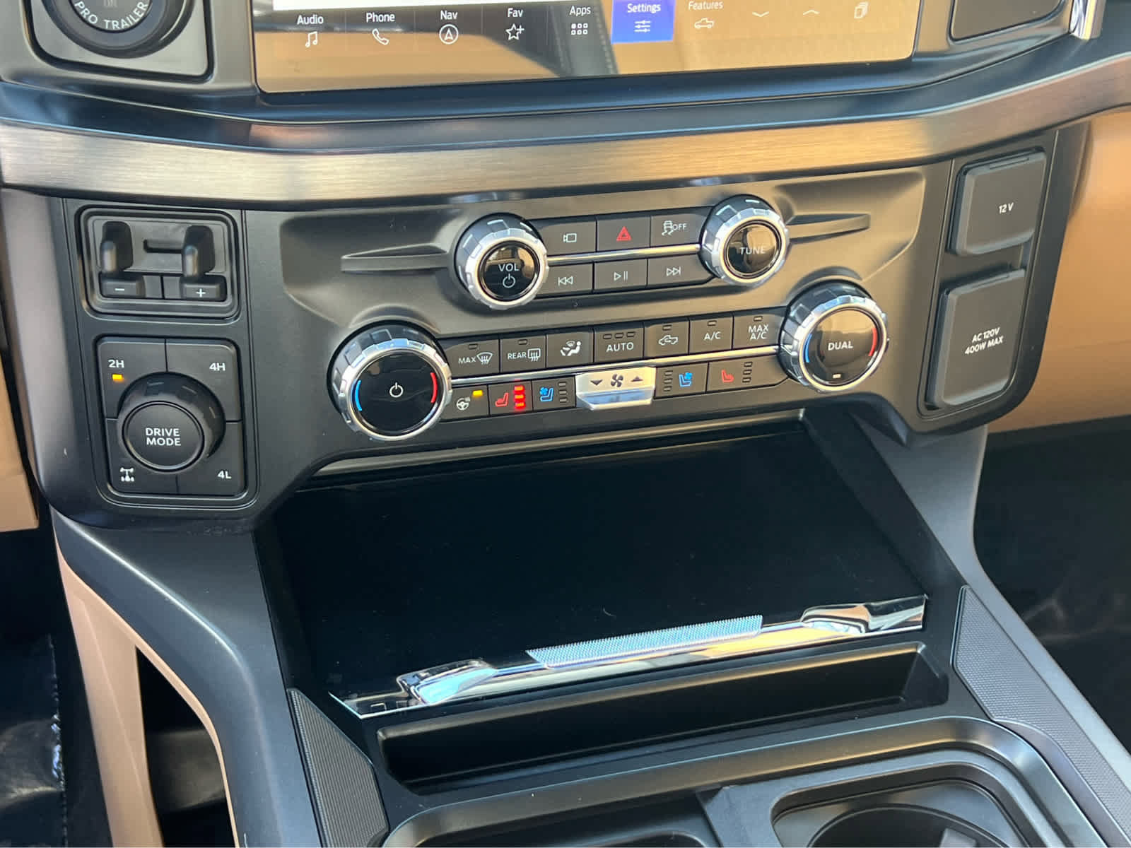 New 2026 Ford F250 Lariat w/ Lariat Premium Package AWD/4WD image 34