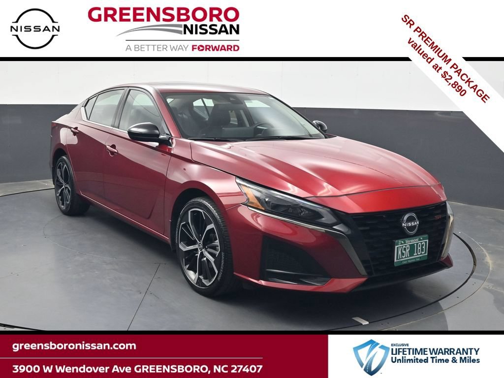Used 2024 Nissan Altima 2.5 SR w/ SR Premium Package AWD/4WD image 1