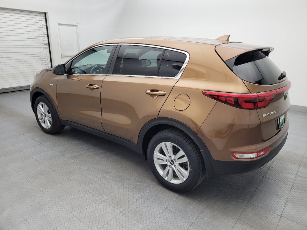 Used 2017 Kia Sportage LX AWD/4WD image 3