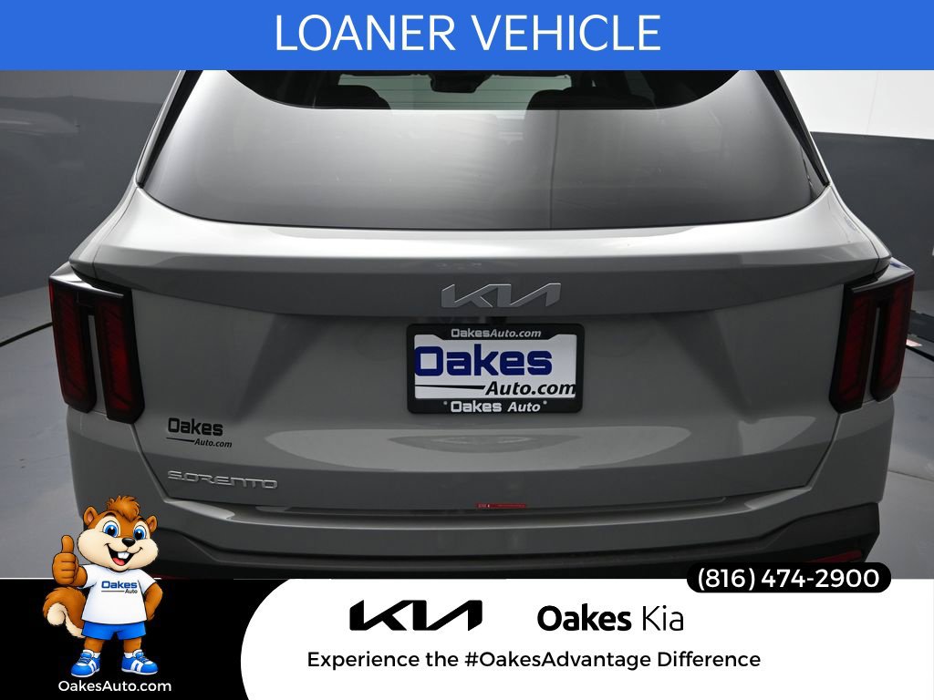 Certified 2026 Kia Sorento S FWD image 32