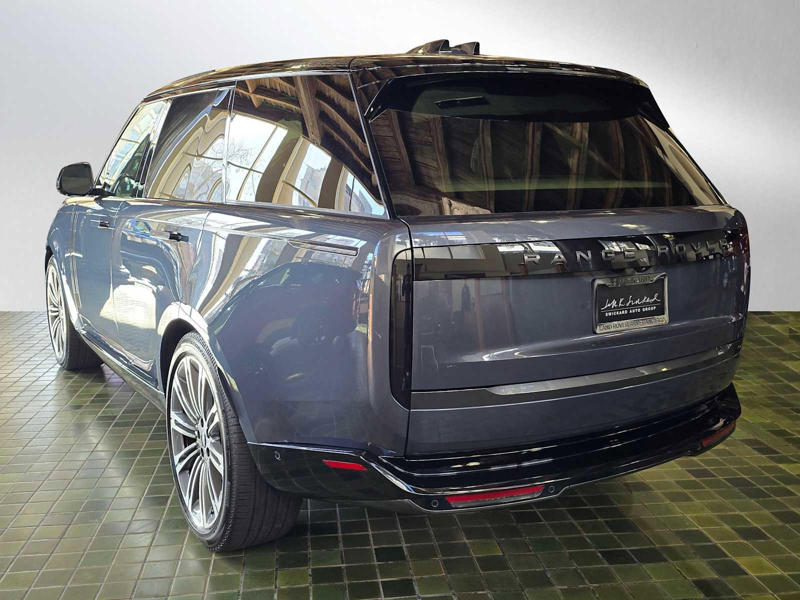 New 2026 Land Rover Range Rover SE image 5
