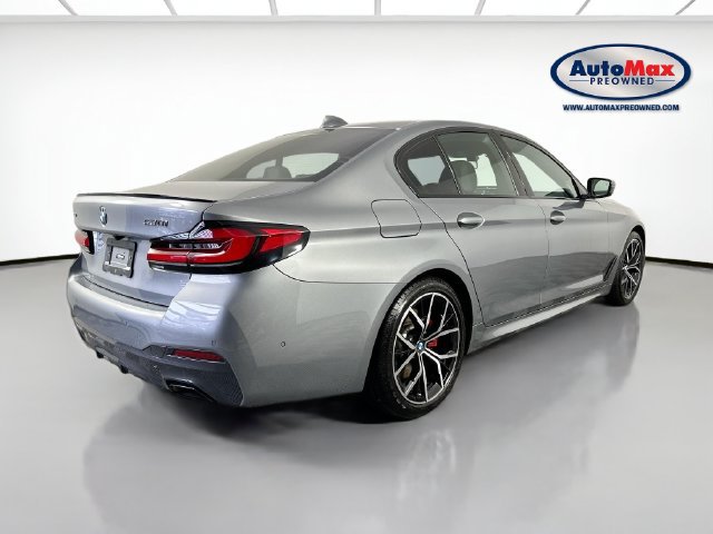 Used 2023 BMW 530i xDrive w/ M Sport Package AWD/4WD image 2
