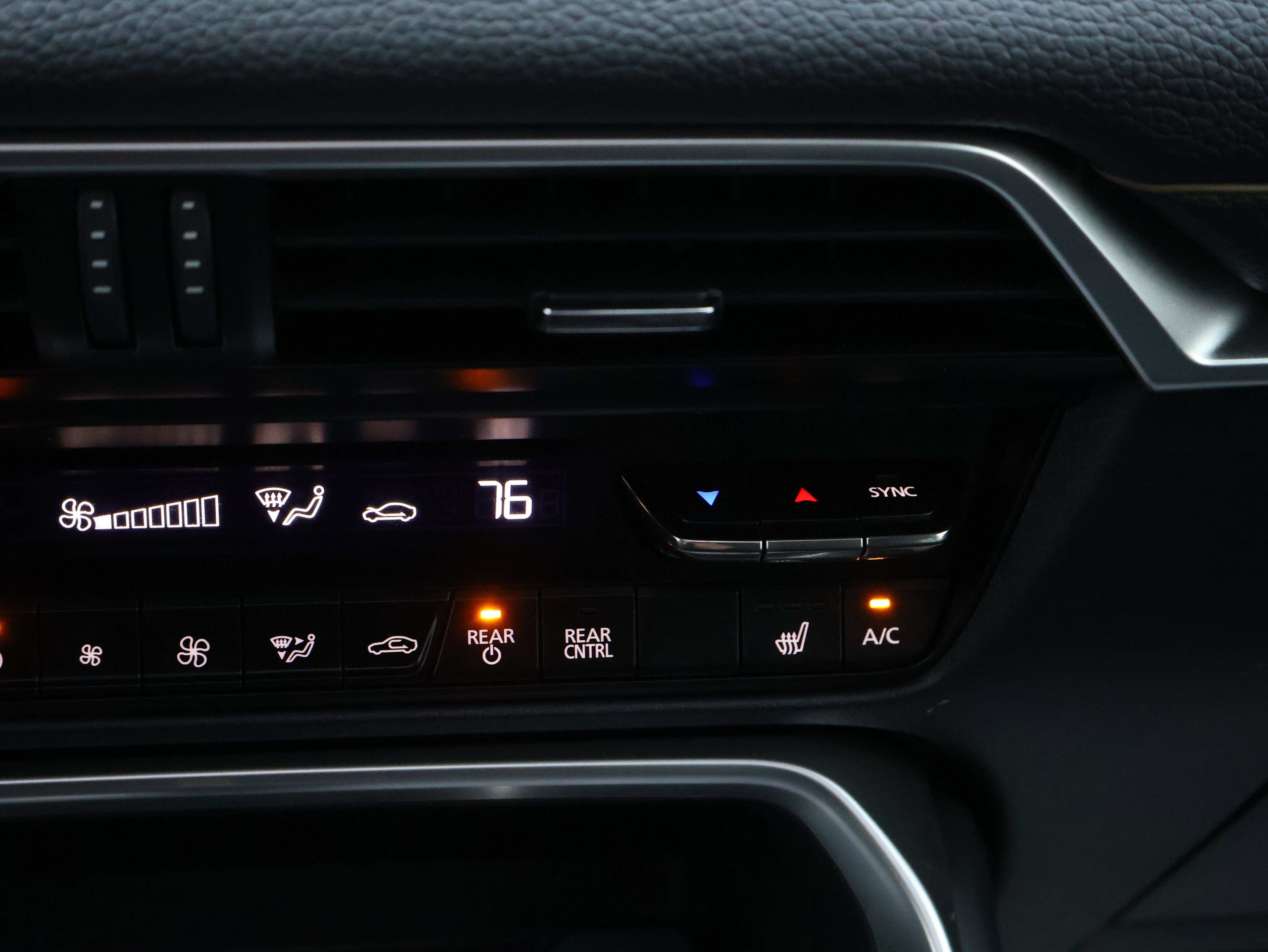 Used 2025 MAZDA CX-70 3.3 Turbo w/ Premium Package image 30