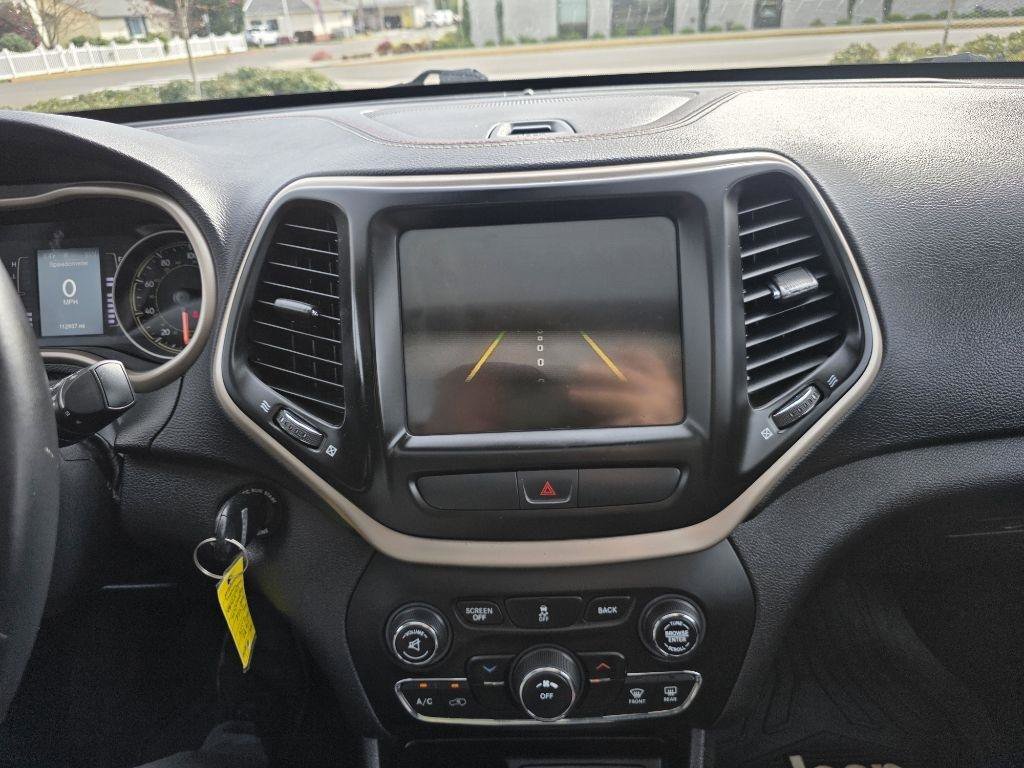 Used 2017 Jeep Cherokee 75th Anniversary image 19