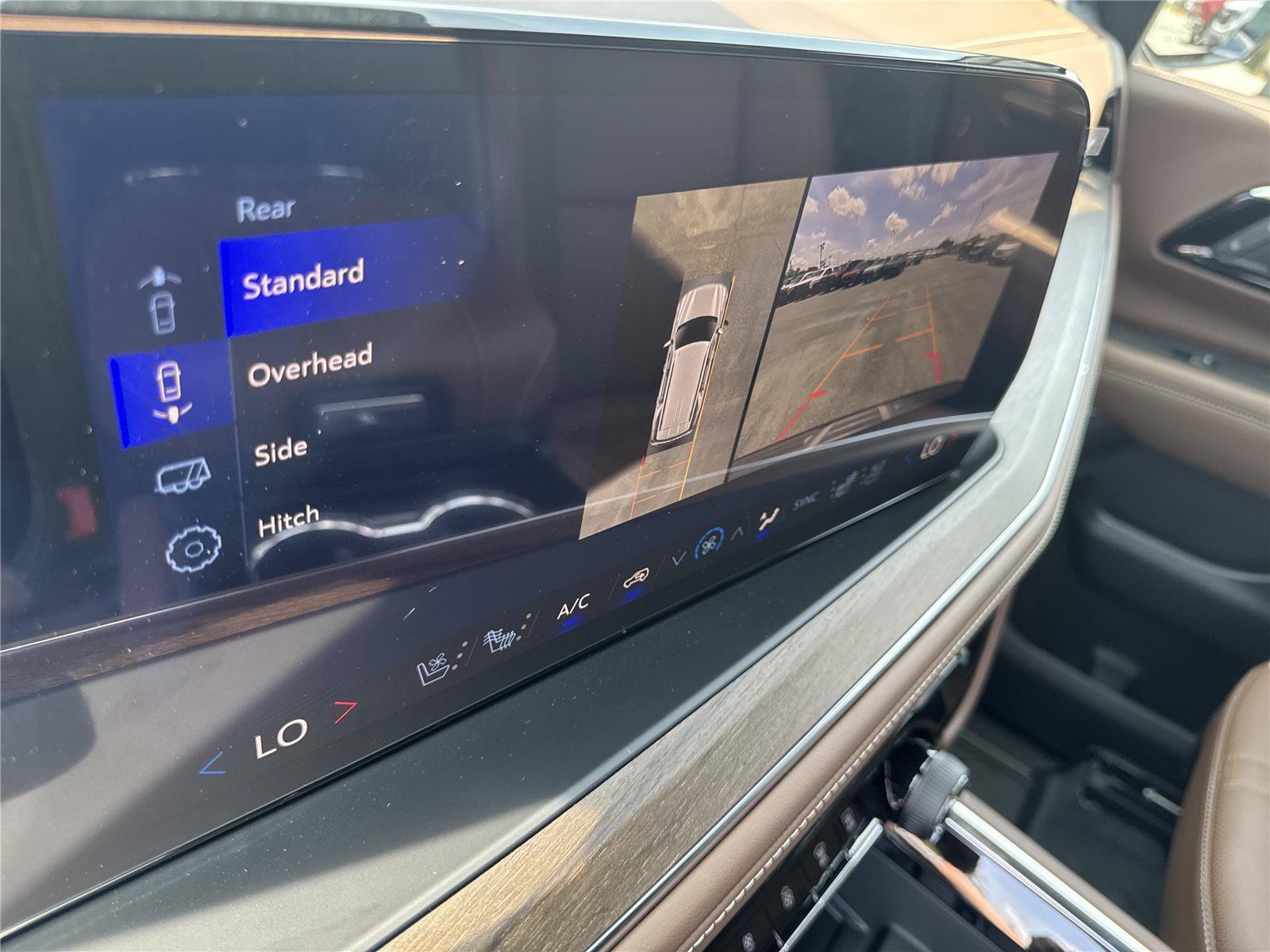 New 2026 Chevrolet Tahoe High Country AWD/4WD image 27
