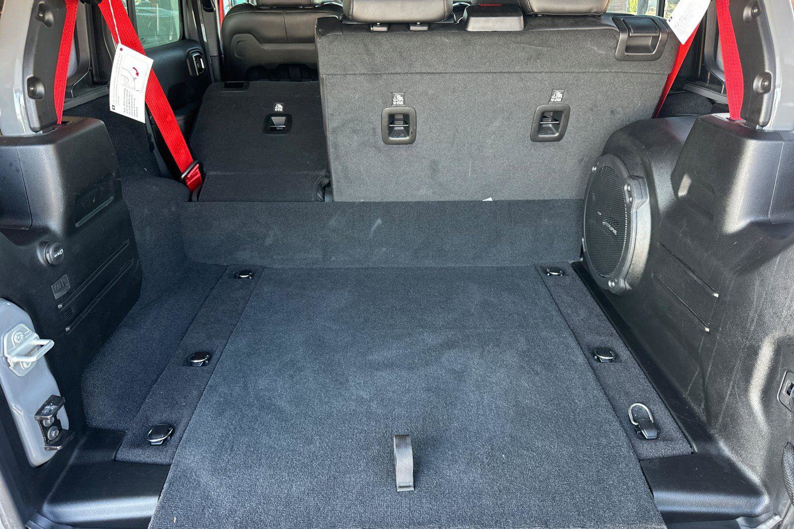 Used 2023 Jeep Wrangler Unlimited Rubicon 4xe image 16