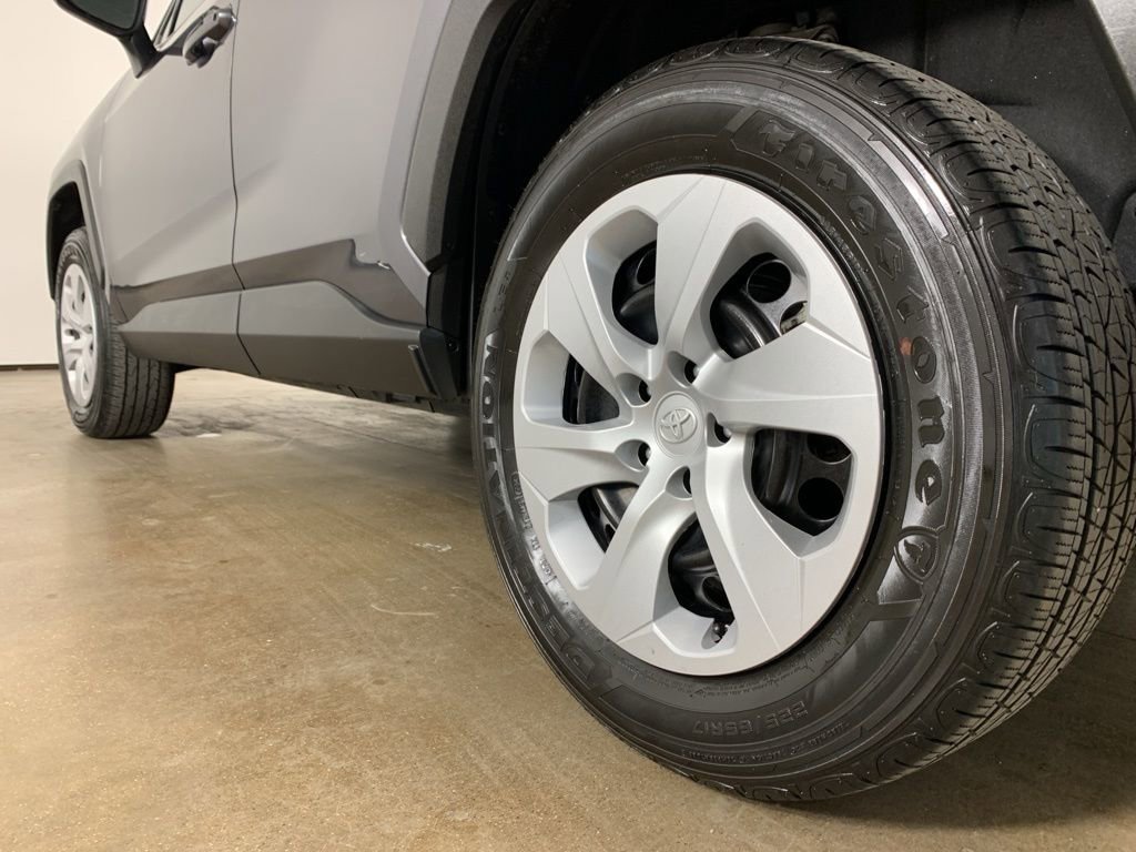 Used 2024 Toyota RAV4 LE image 15