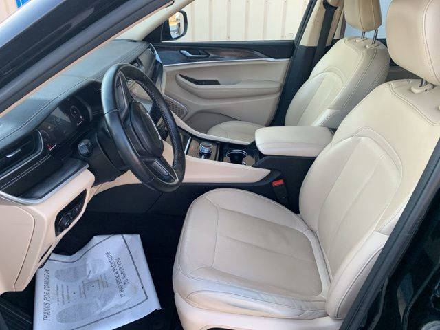 Used 2022 Jeep Grand Cherokee L Limited image 15