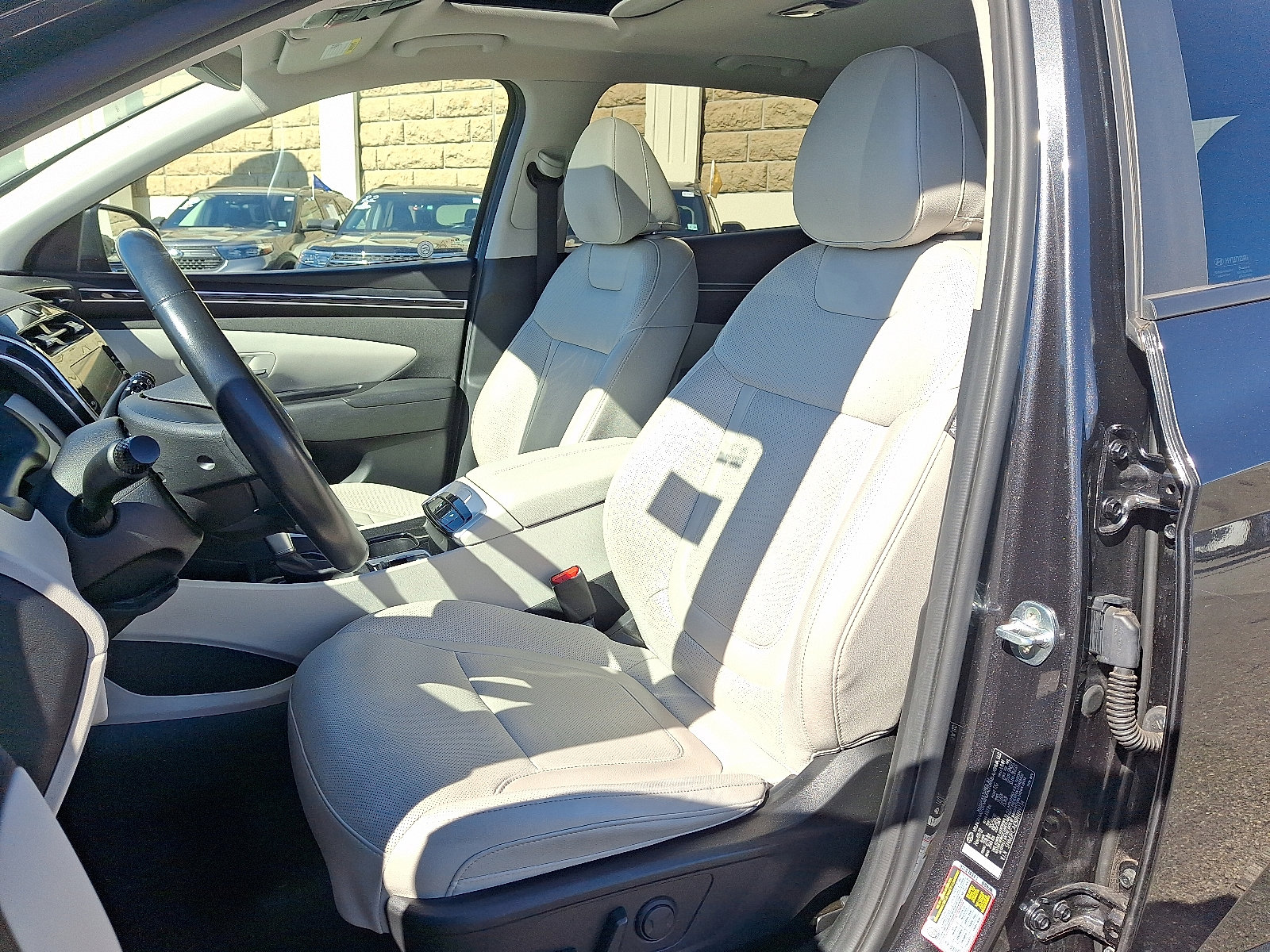 Used 2023 Hyundai Tucson SEL w/ Convenience Package image 13