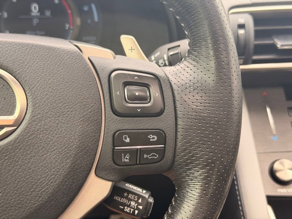 Used 2020 Lexus IS 300 F Sport w/ Blackline Edition RWD image 32