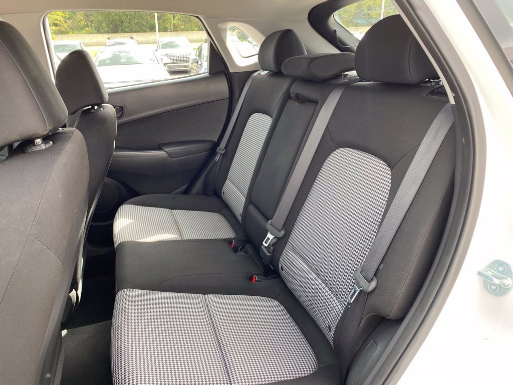 Used 2023 Hyundai Kona SE w/ Cargo Package AWD/4WD image 26