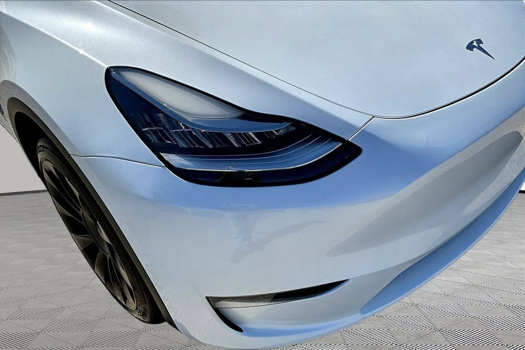 Used 2023 Tesla Model Y Long Range AWD/4WD image 30