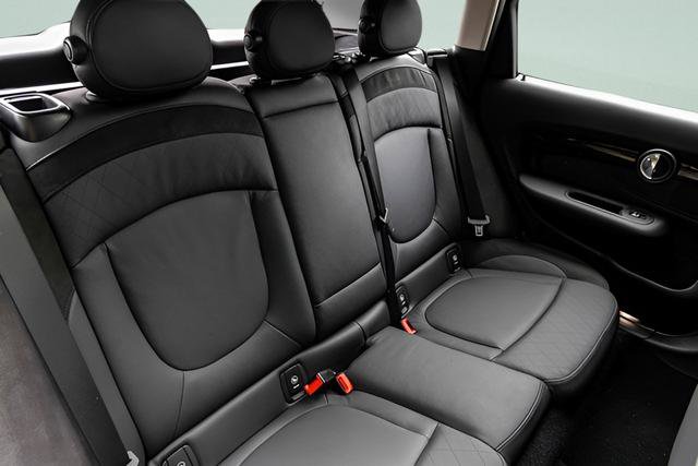 Used 2024 MINI Cooper Clubman S w/ Signature Upholstery Package image 22
