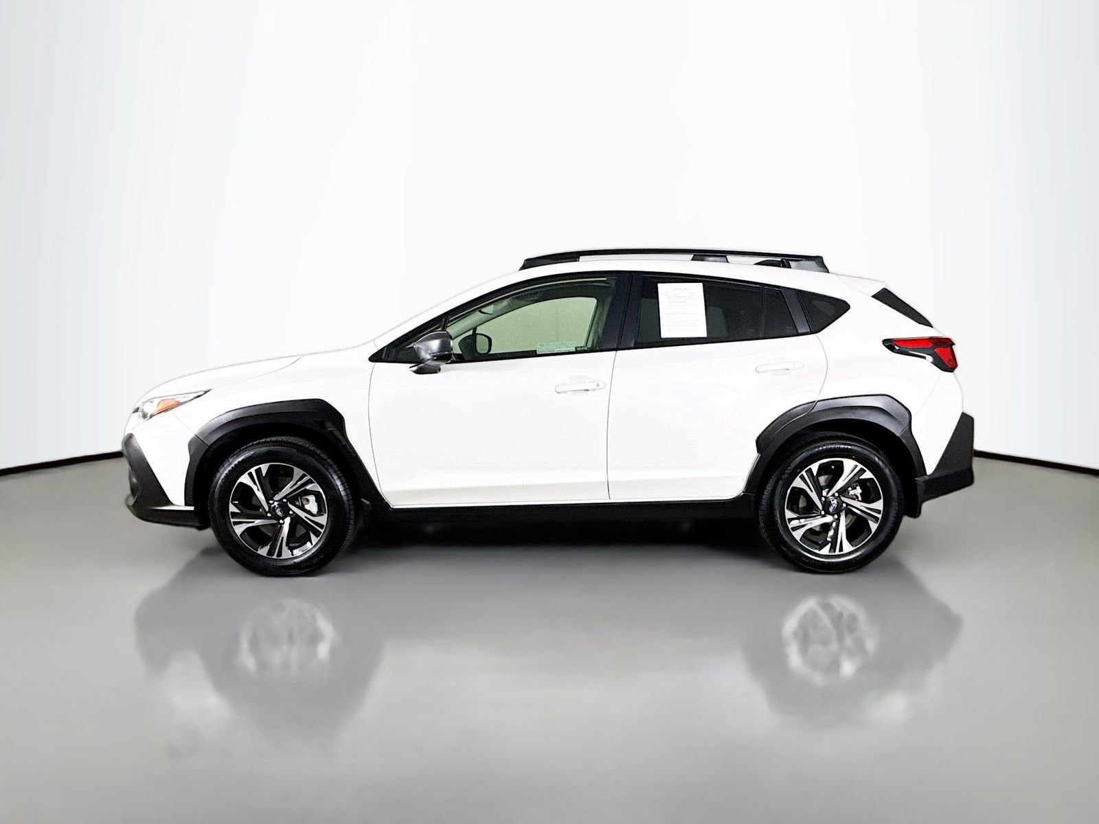 Used 2024 Subaru Crosstrek 2.0i Premium AWD/4WD image 4
