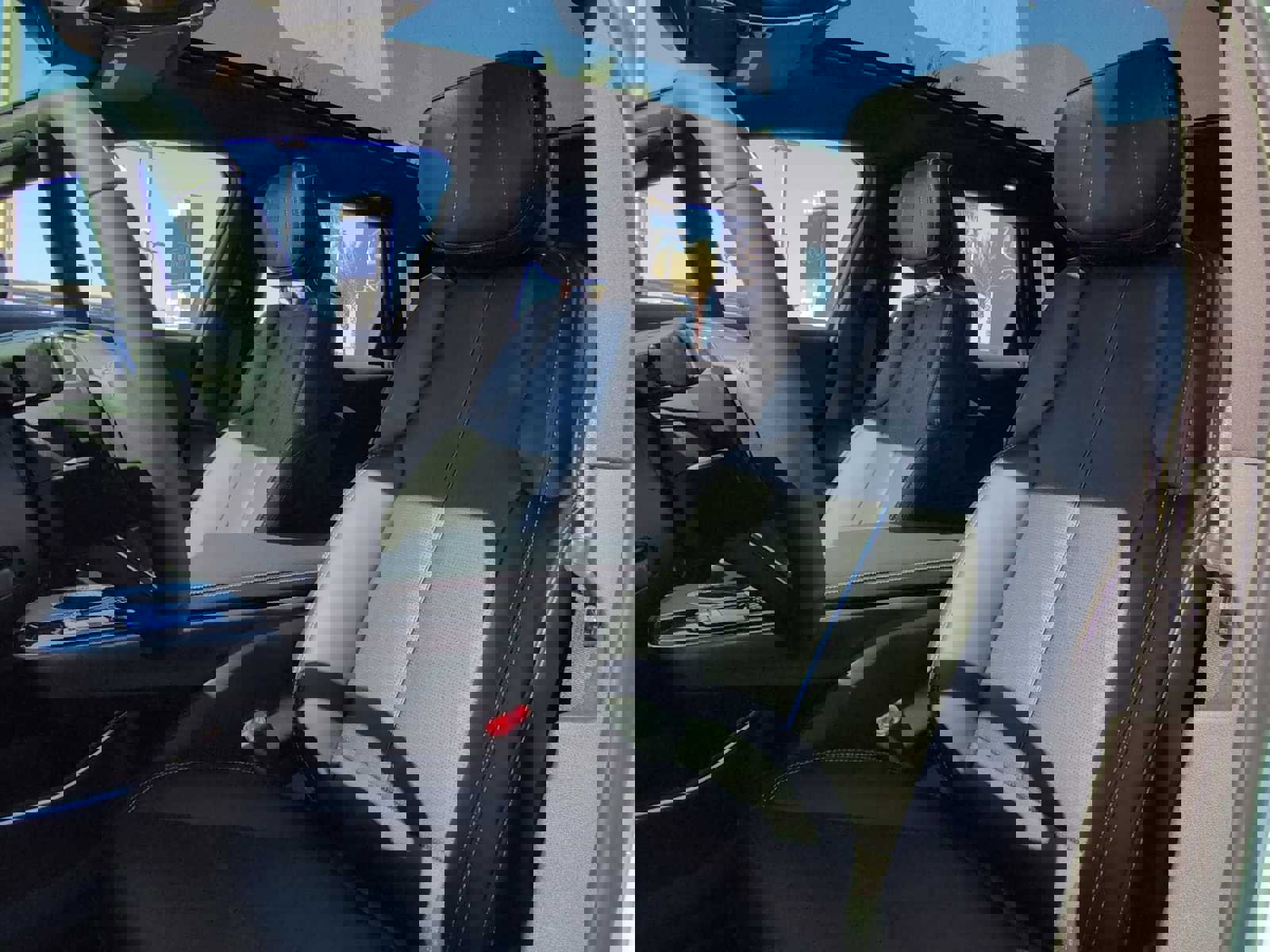 New 2026 Cadillac Lyriq Sport image 24