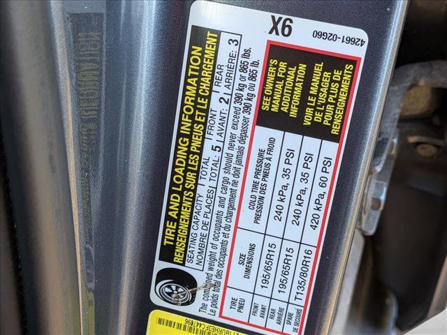 Used 2015 Toyota Corolla L image 14