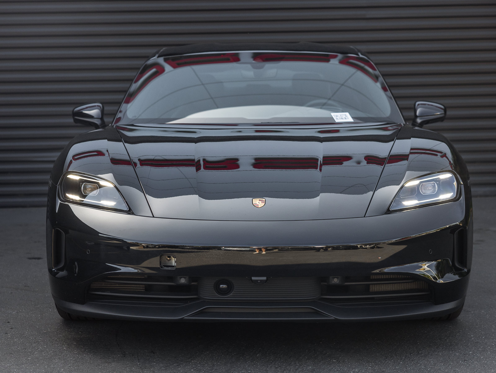 Certified 2025 Porsche Taycan AWD/4WD image 7