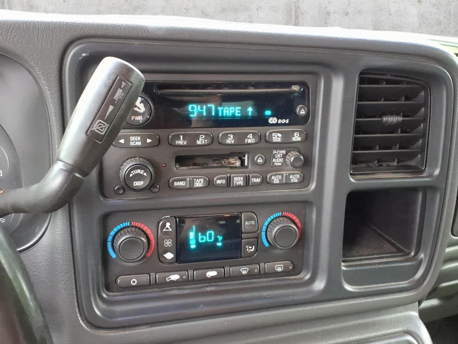 Used 2003 Chevrolet Silverado 3500 LS AWD/4WD image 15