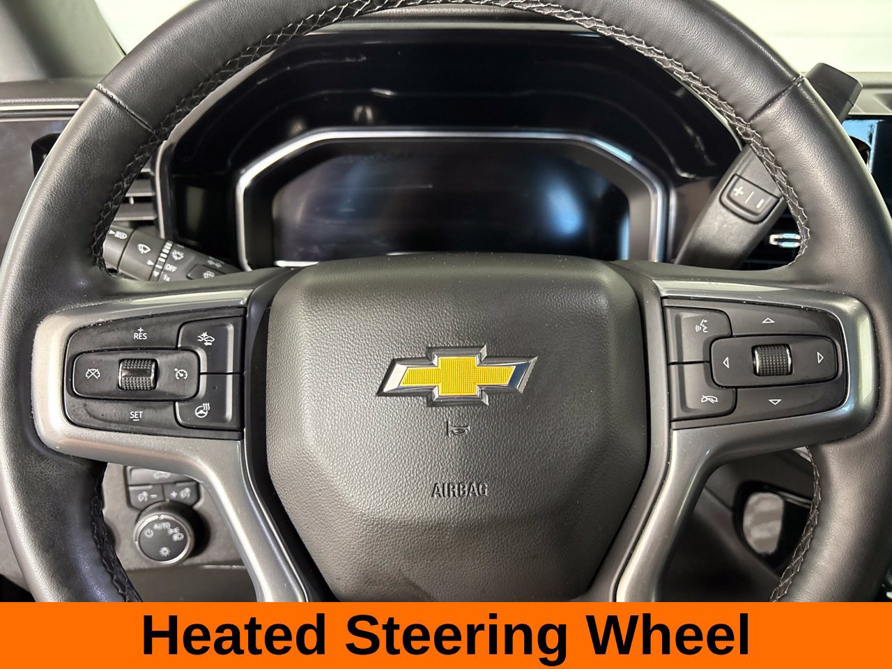 Used 2024 Chevrolet Silverado 1500 LT AWD/4WD image 15