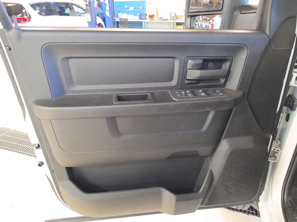 New 2026 RAM 5500 Tradesman w/ Chrome Appearance Group AWD/4WD image 12