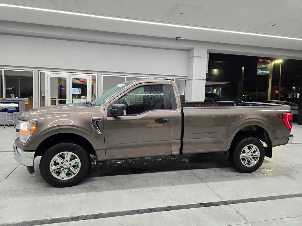 Used 2022 Ford F150 XLT w/ Trailer Tow Package image 3