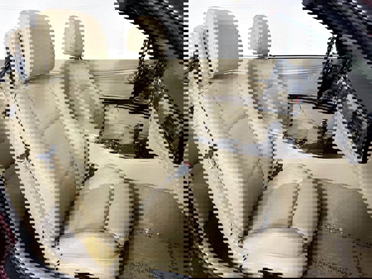 Used 2010 BMW 328i Convertible image 31