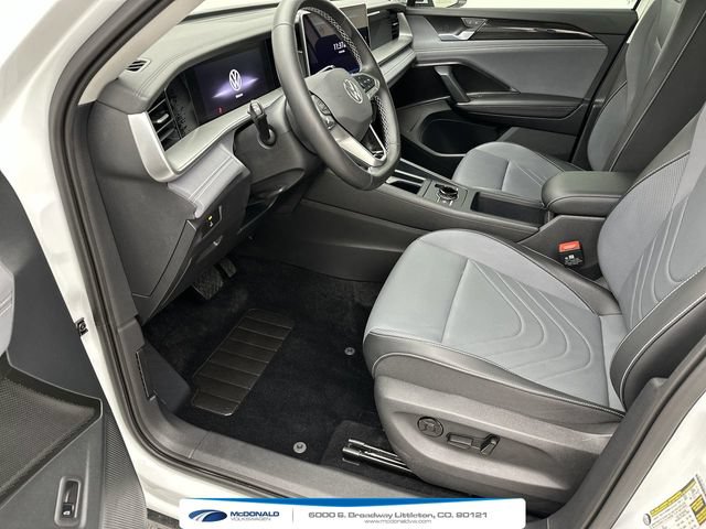Certified 2026 Volkswagen Tiguan SE AWD/4WD image 11